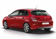 Замена лобового стекла на Citroën C4