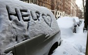 Как очистить стекла автомобиля от снега и наледи