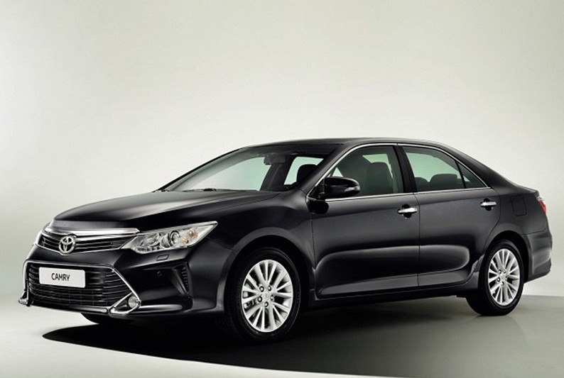 Замена лобового стекла на Toyota Camry Замена лобового стекла на Toyota Camry