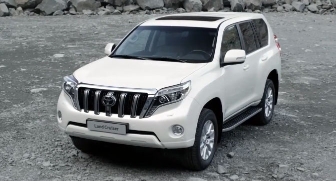 Замена лобового стекла на Toyota Land Cruiser Prado Замена лобового стекла на Toyota Land Cruiser Prado
