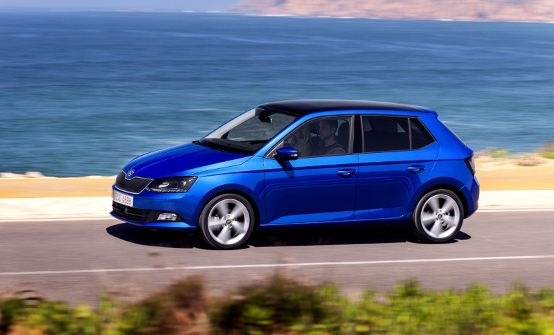 Замена лобового стекла на &Scaron;koda Fabia