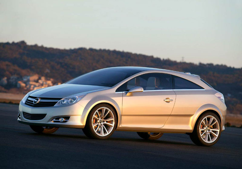 Замена лобового стекла на Opel Astra GTC