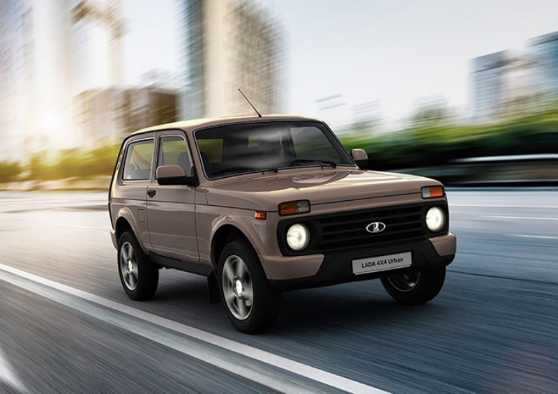 Замена лобового стекла на Лада 4х4 LADA внедорожжник