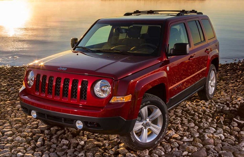 Замена лобового стекла на Jeep Patriot Замена лобового стекла на Jeep Patriot
