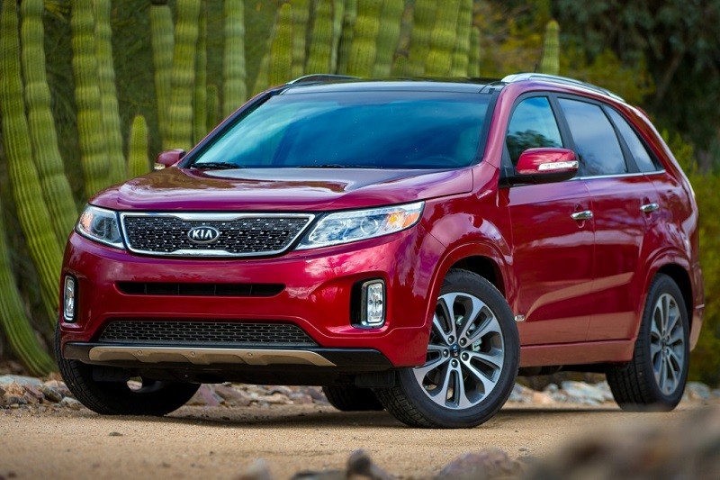 Замена лобового стекла на KIA Sorento