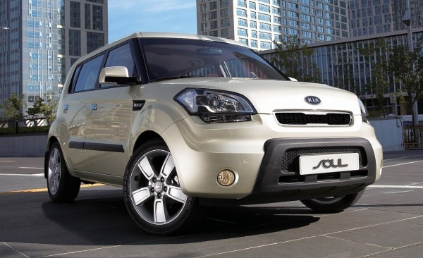 Замена лобового стекла на Kia Soul 